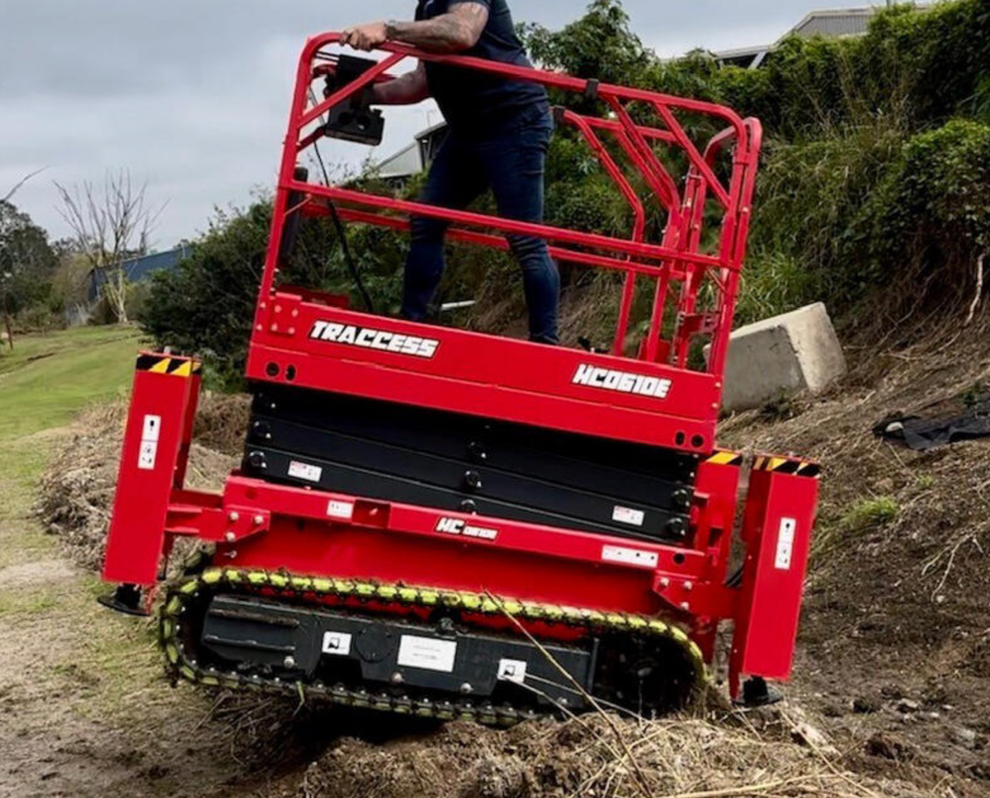 All Terrain Tracked Scissor Lift - 19ft/6m - Electric